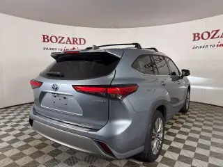 Toyota Highlander Hybrid 2021 AWD Platinum 4dr SUV