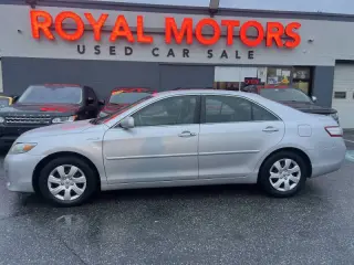 Toyota Camry Hybrid 2011