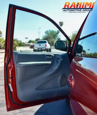 2005 Chrysler Town and Country