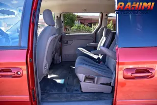 2005 Chrysler Town and Country