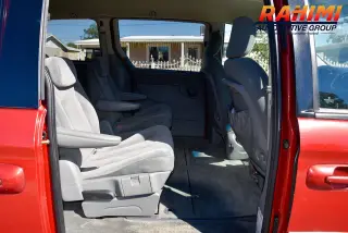 2005 Chrysler Town and Country