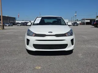 Kia Rio 2019 S 4dr Sedán