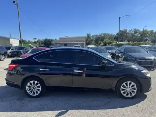 Nissan Sentra 2018