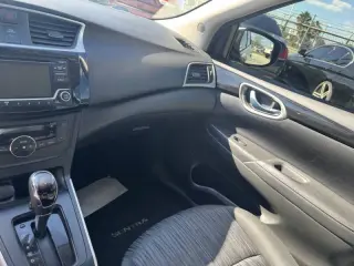 Nissan Sentra 2018