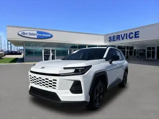 Toyota RAV4 2026 LE 4p SUV