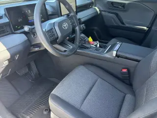 Toyota RAV4 2026 LE 4p SUV