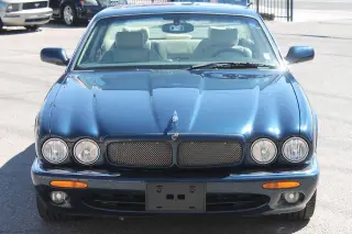 2000 Jaguar XJR