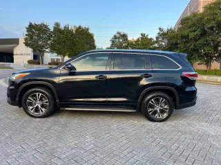 Toyota Highlander 2016