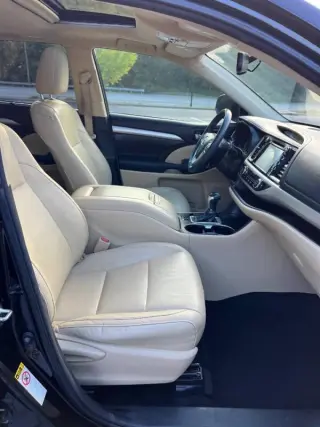 Toyota Highlander 2016