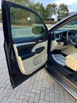 Toyota Highlander 2016