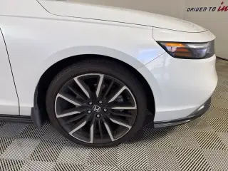 Honda Accord Hybrid 2024 Touring 4dr Sedán