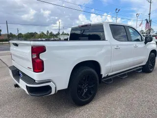 Chevrolet Silverado 1500 2023 4x4 RST 4dr Crew Cab 5.8 ft. SB