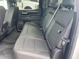 Chevrolet Silverado 1500 2023 4x4 RST 4dr Crew Cab 5.8 ft. SB