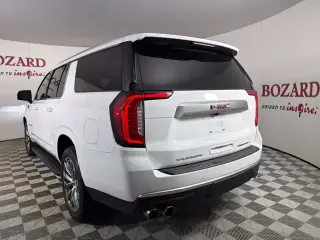 GMC Yukon XL 2022 4x4 Denali 4dr SUV