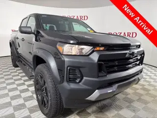 Chevrolet Colorado 2024 4x4 Trail Boss 4dr Crew Cab 5 ft. SB