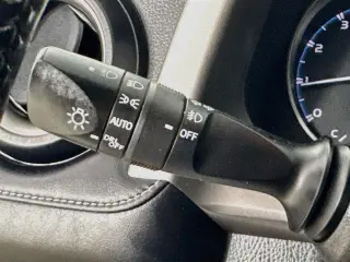 Toyota RAV4 2017 AWD XLE 4dr SUV