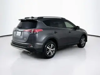 Toyota RAV4 2017 AWD XLE 4dr SUV