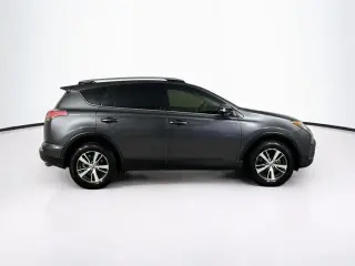 Toyota RAV4 2017 AWD XLE 4dr SUV