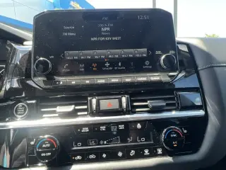 Nissan Pathfinder 2024 SL 4dr SUV
