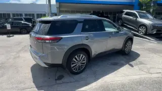 Nissan Pathfinder 2024 SL 4dr SUV