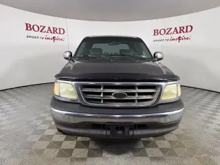 Ford F-150 2002 4dr SuperCrew XLT 2WD Styleside SB