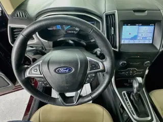 Ford Edge 2018 SEL 4dr Crossover