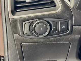Ford Edge 2018 SEL 4dr Crossover
