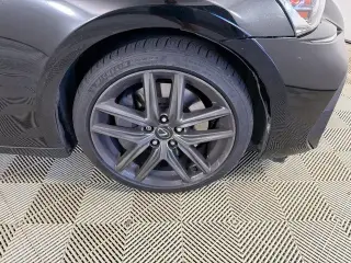 Lexus IS 300 2018 4dr Sedán
