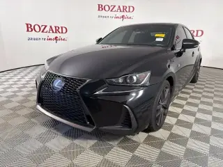Lexus IS 300 2018 4dr Sedán