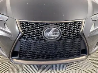 Lexus IS 300 2018 4dr Sedán