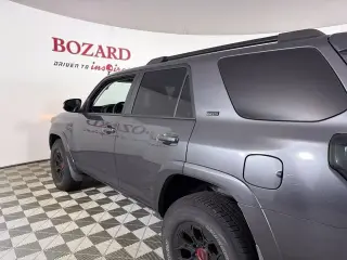 Toyota 4Runner 2020 4x2 SR5 4dr SUV
