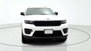Jeep Grand Cherokee 2025 4x4 Laredo 4dr SUV