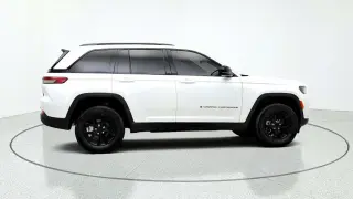 Jeep Grand Cherokee 2025 4x4 Laredo 4dr SUV