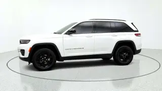 Jeep Grand Cherokee 2025 4x4 Laredo 4dr SUV