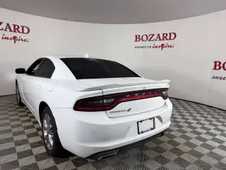 Dodge Charger 2022 AWD SXT 4dr Sedán