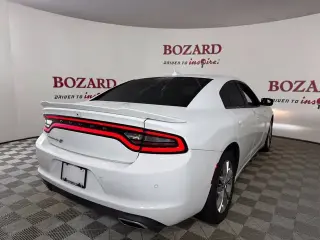 Dodge Charger 2022 AWD SXT 4dr Sedán