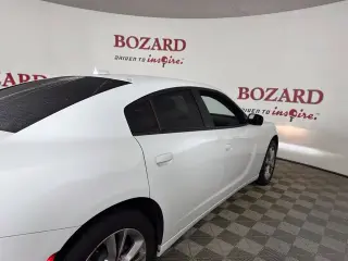 Dodge Charger 2022 AWD SXT 4dr Sedán