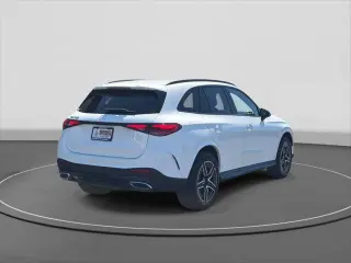 Mercedes-Benz GLC 2024 GLC 300 4dr SUV