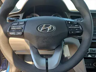 Hyundai ELANTRA 2020 SE 4p Sedana