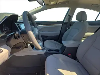 Hyundai ELANTRA 2020 SE 4p Sedana
