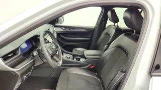 Jeep Grand Cherokee 2025 4x4 Laredo SUV 4p
