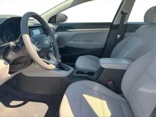 Hyundai ELANTRA 2020 SE 4p Sedana