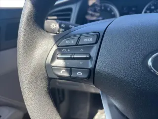 Hyundai ELANTRA 2019 SE 4p Sedan 6M