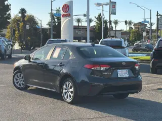 Toyota Corolla 2024 LE 4p Sedan