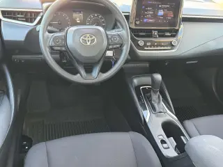 Toyota Corolla 2024 LE 4p Sedan