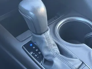 Toyota Camry 2024 SE 4dr Sedán