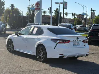 Toyota Camry 2024 SE 4dr Sedán