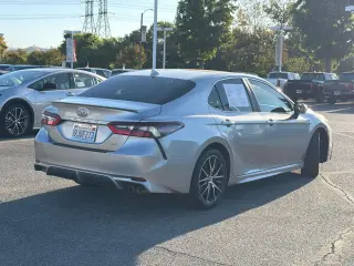 Toyota Camry 2024 SE 4p Sedán