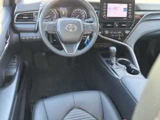 Toyota Camry 2024 SE 4p Sedán