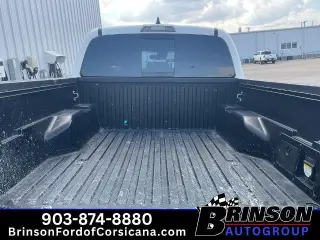 Toyota Tacoma 2022 4x4 TRD Pro 4dr Double Cab 5.0 ft SB 6M